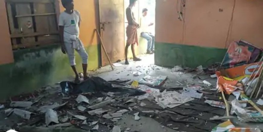 Hundreds of BJP workers hiding in offices from Kolkata to 24-Parganas: Allegation – TMC leaders are burning houses; Staying here just to save life